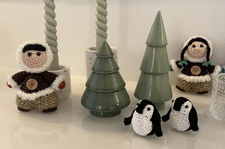 crochet pattern penguins