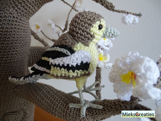 crochet pattern Finch