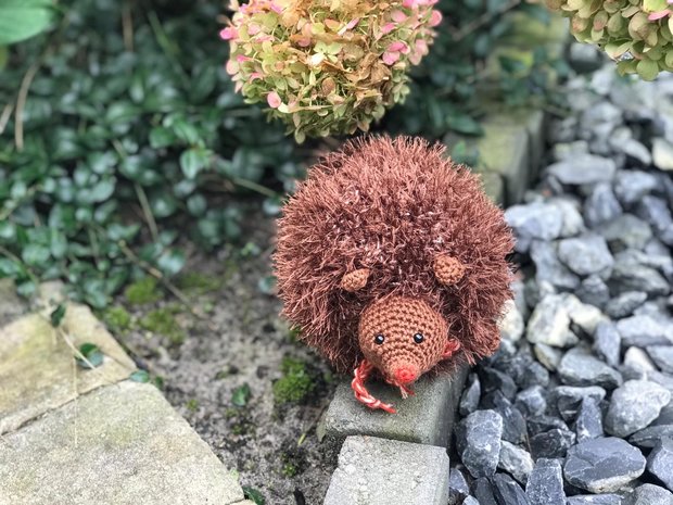 crochet pattern hedgehog