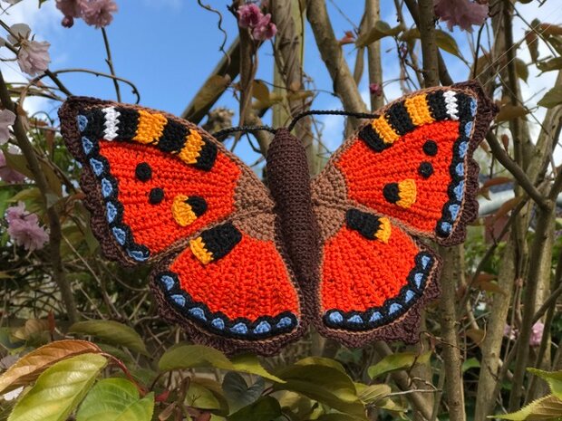 crochet pattern the little fox butterfly